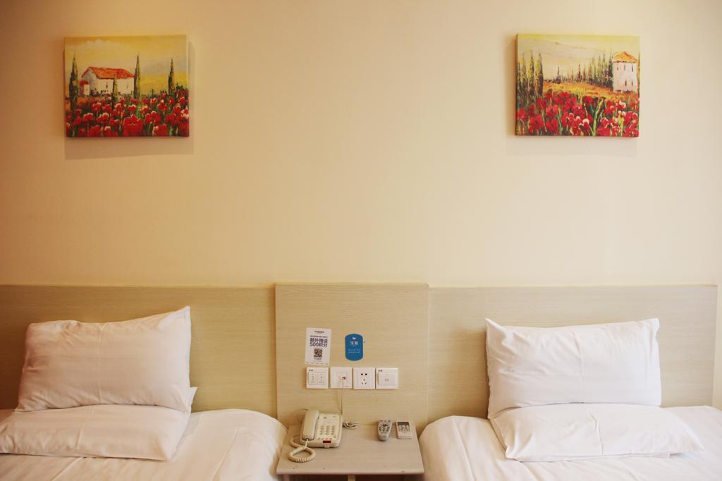 Hanting Hotel Chongqing North Railway Station Rum bild