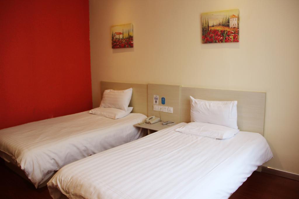 Hanting Hotel Chongqing North Railway Station Rum bild